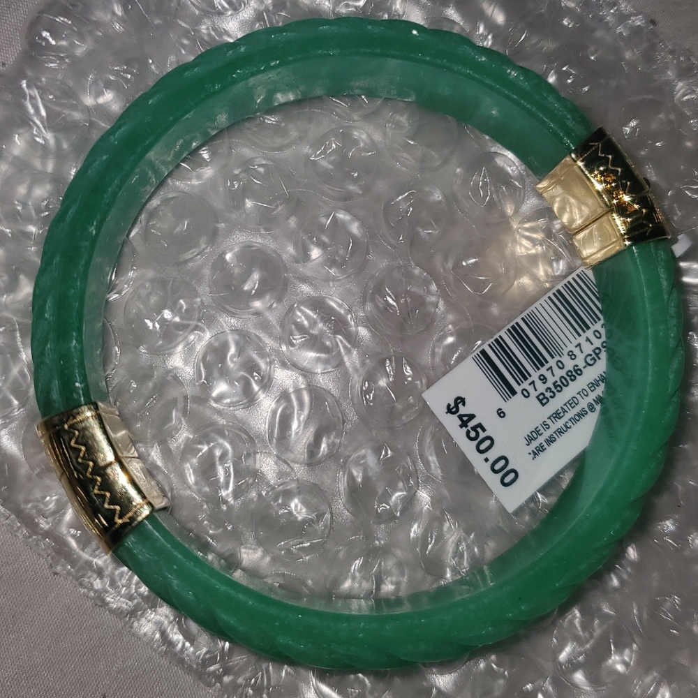 Green Jade-Style Bangle Bracelet with Gold Accents